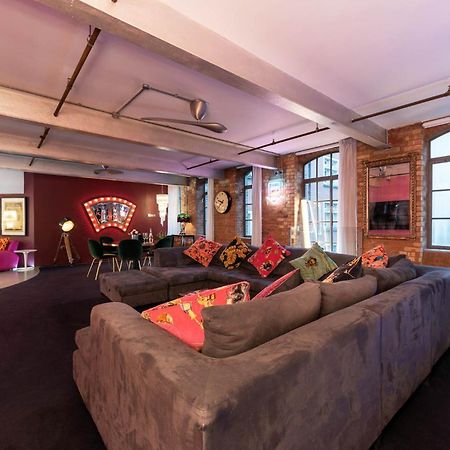 Amazingly Luxurious Loft Apartment, Soho - 3 Bedrooms, 2 Bath & Office London Exterior foto